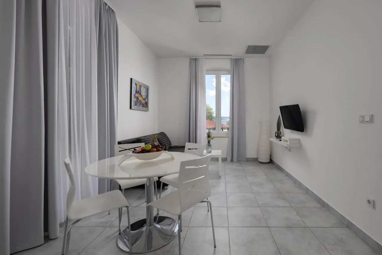 Apartments Club Vala